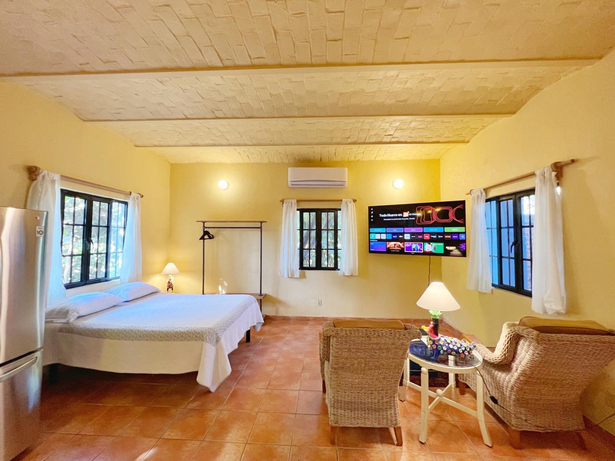 Estrellita'S Bed & Breakfast Ajijic Εξωτερικό φωτογραφία